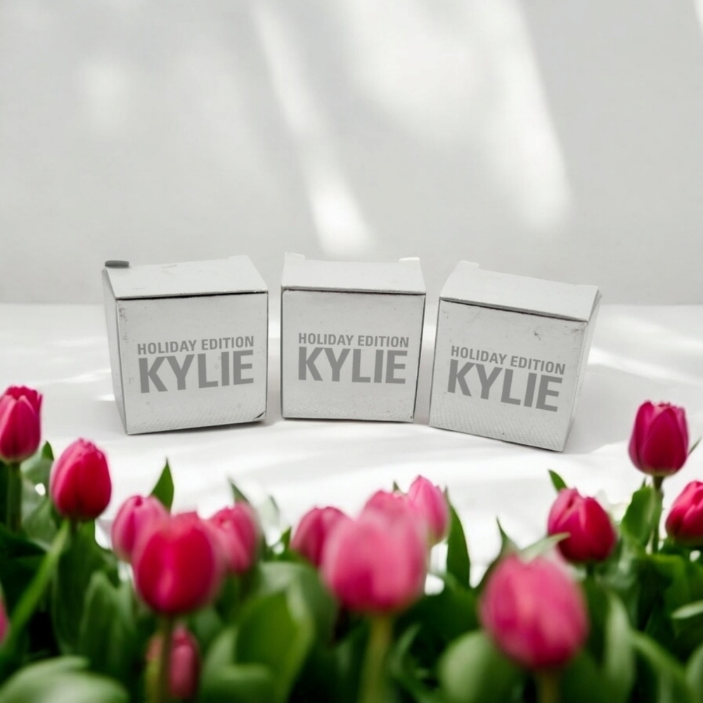 NIB Bundle Kylie Cosmetics Holiday Collection Creme Shadow Set of 3!!